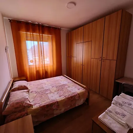 아파트 Casa Annabella Lipomo
